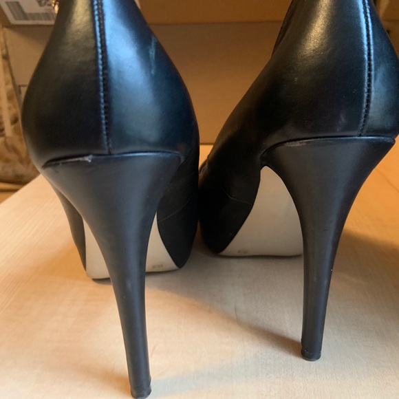 BCBGeneration platform pumps - Picture 6 of 10